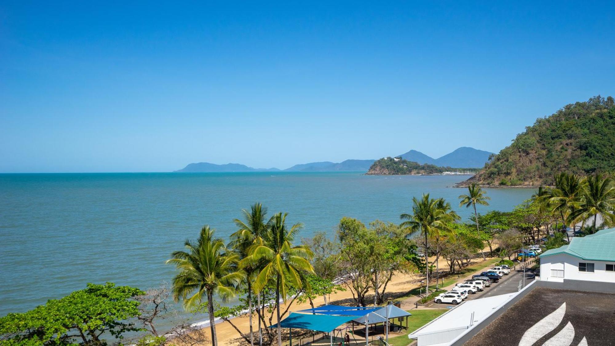 Vue Apartments Trinity Beach Buitenkant foto