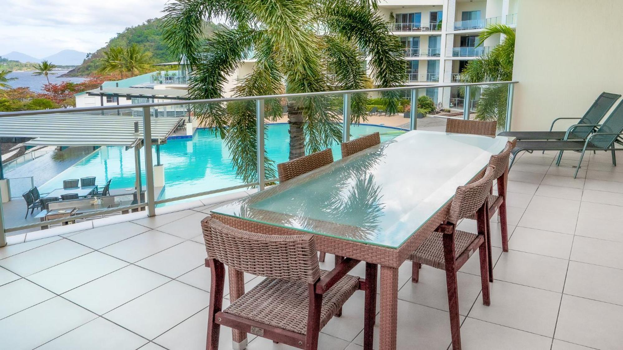 Vue Apartments Trinity Beach Buitenkant foto