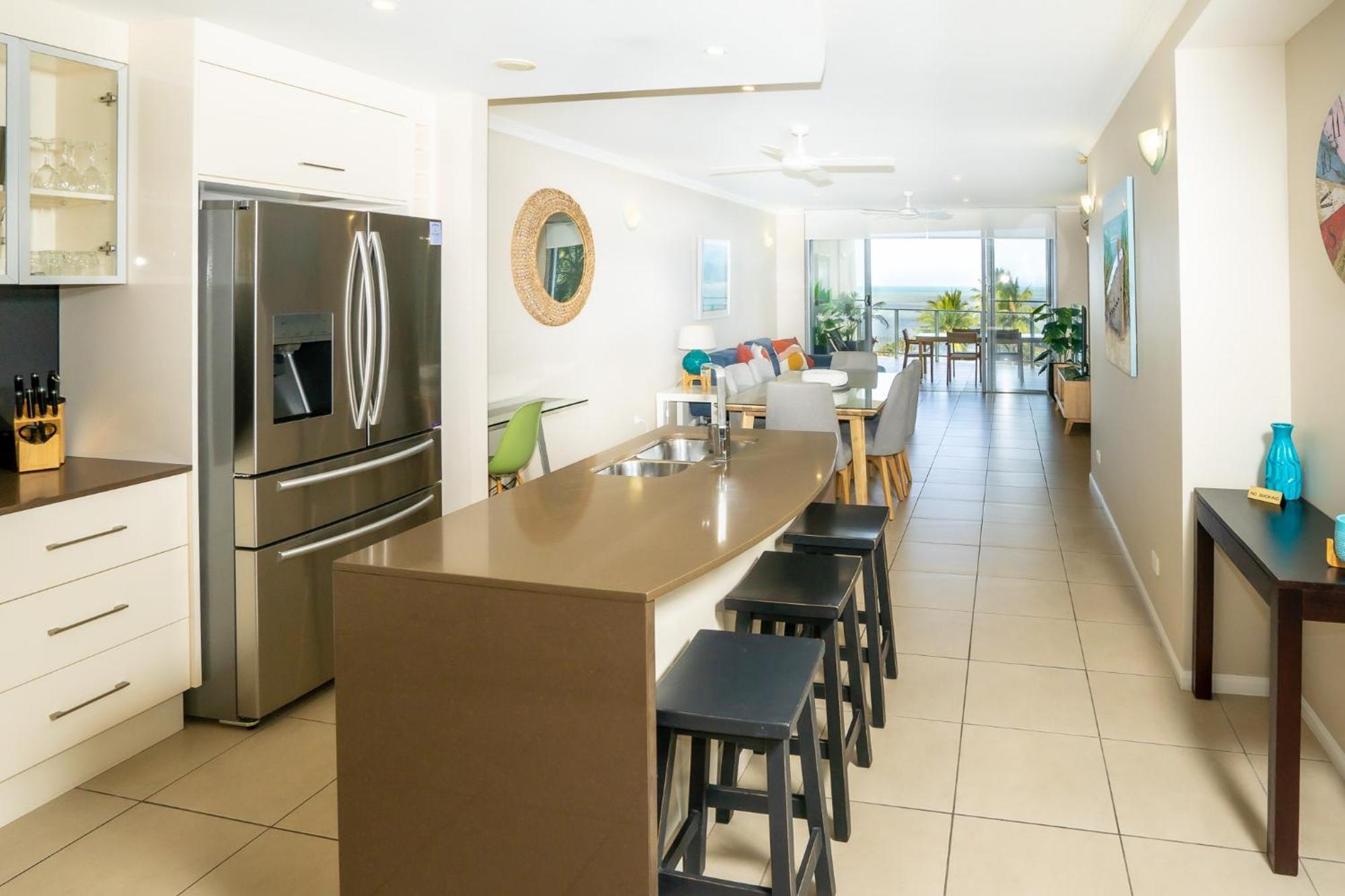 Vue Apartments Trinity Beach Buitenkant foto