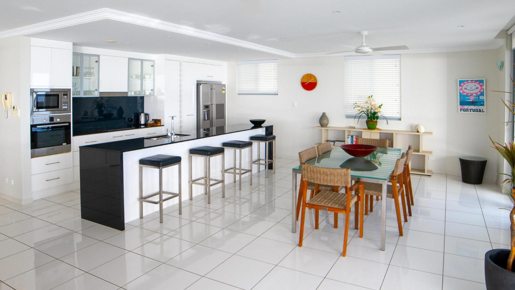 Vue Apartments Trinity Beach Buitenkant foto