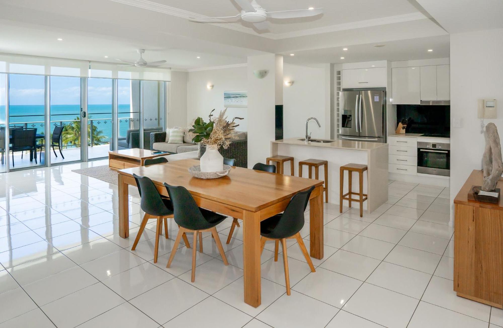 Vue Apartments Trinity Beach Buitenkant foto